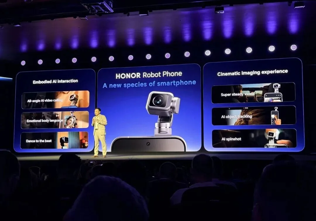 刚刚，荣耀人形机器人热舞亮相欧洲！全球第一个“机器人手机”真机首秀